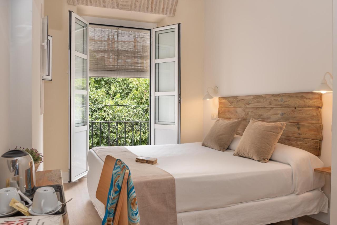 Hotel Boutique Elvira Plaza Seville Luaran gambar