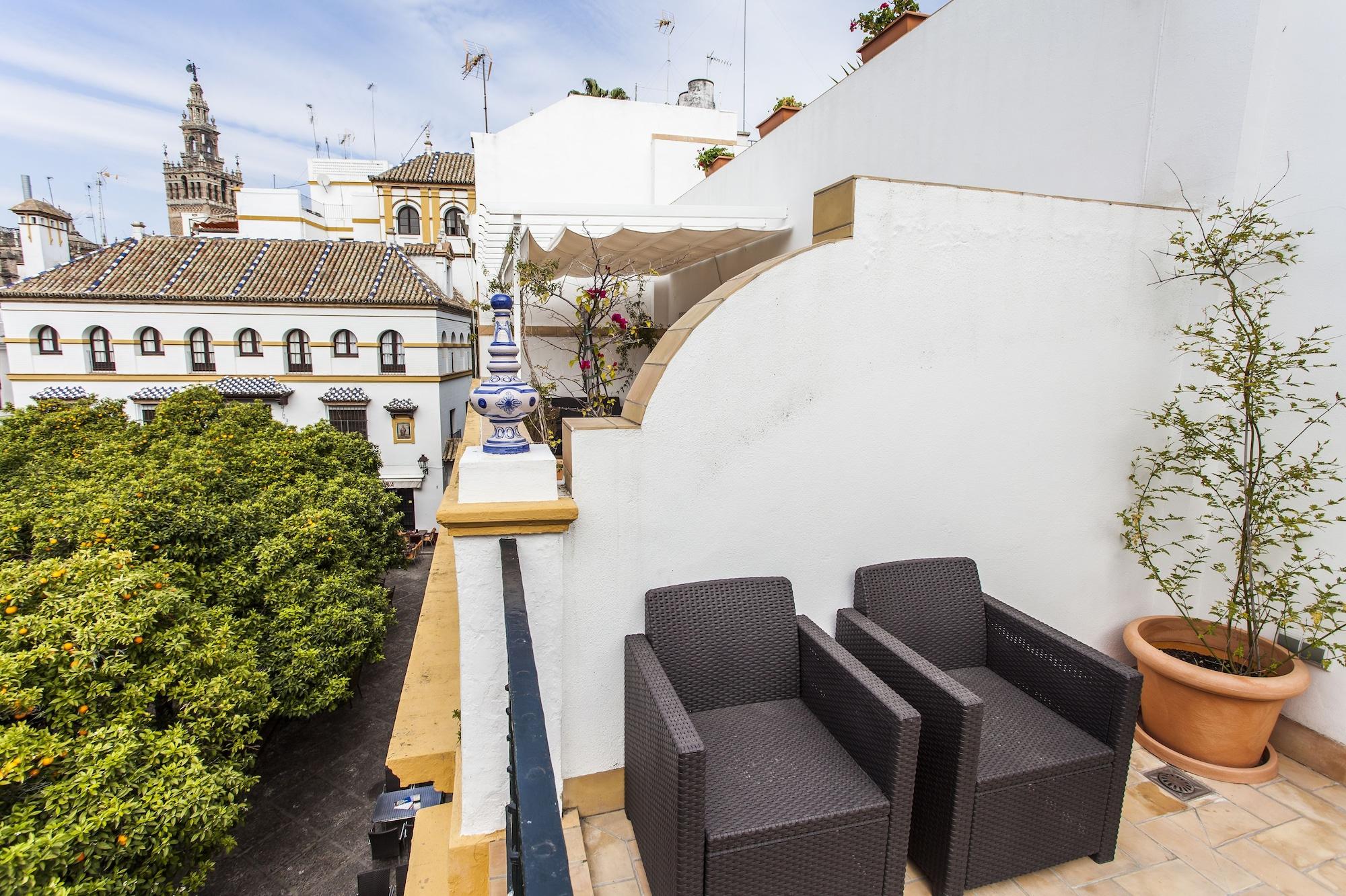 Hotel Boutique Elvira Plaza Seville Luaran gambar
