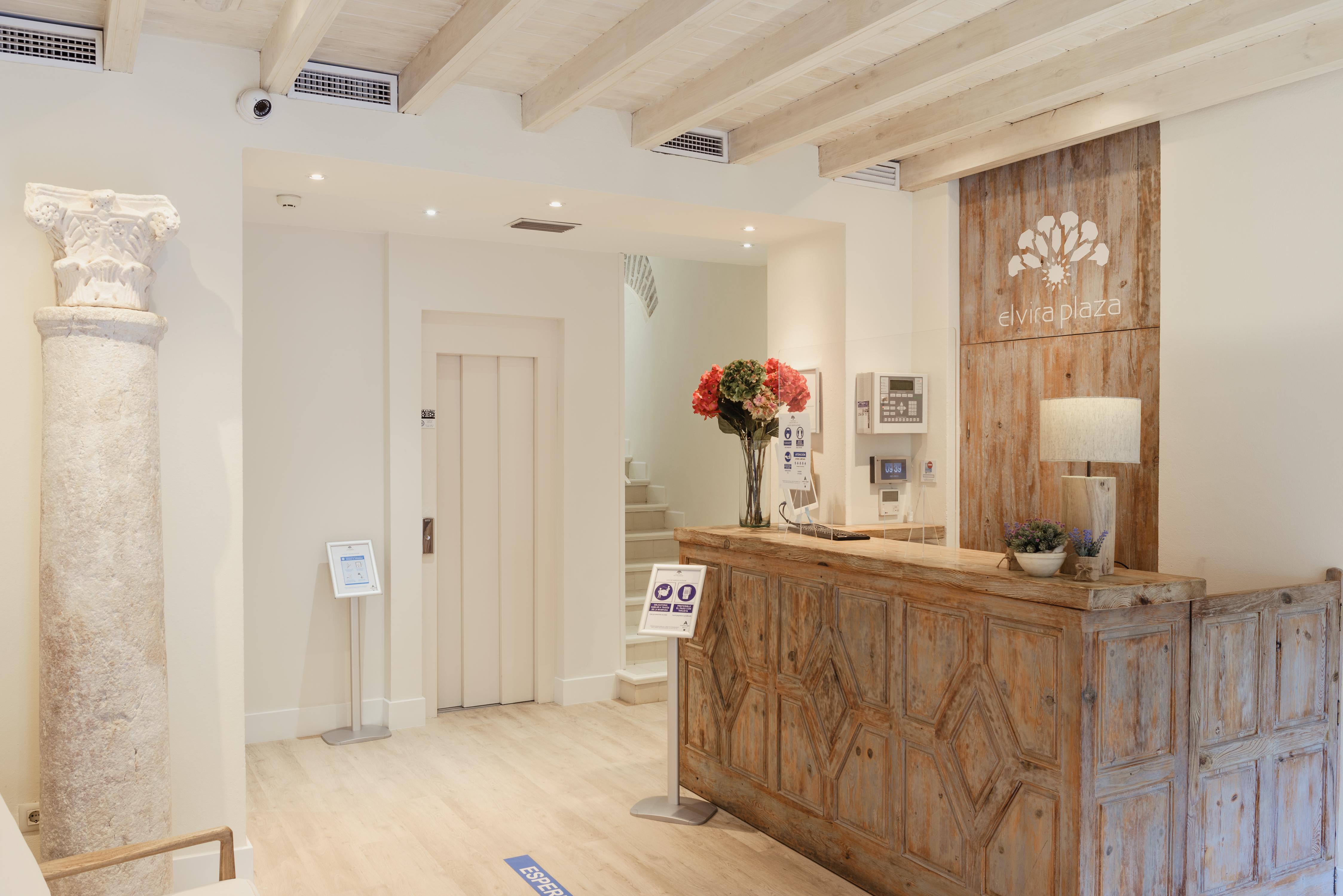 Hotel Boutique Elvira Plaza Seville Luaran gambar