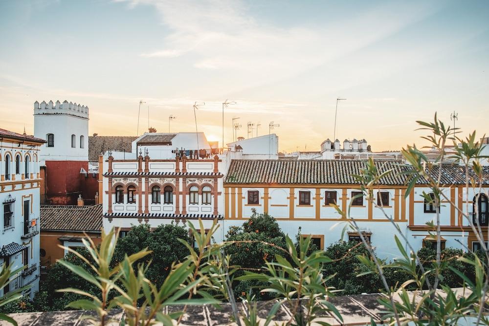 Hotel Boutique Elvira Plaza Seville Luaran gambar