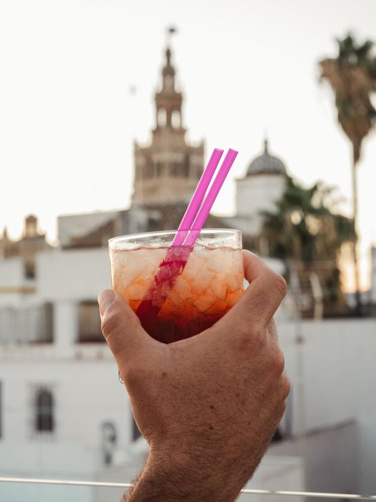 Hotel Boutique Elvira Plaza Seville Luaran gambar