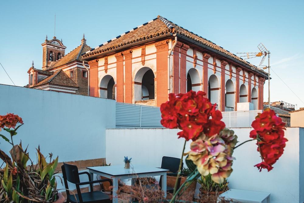 Hotel Boutique Elvira Plaza Seville Luaran gambar